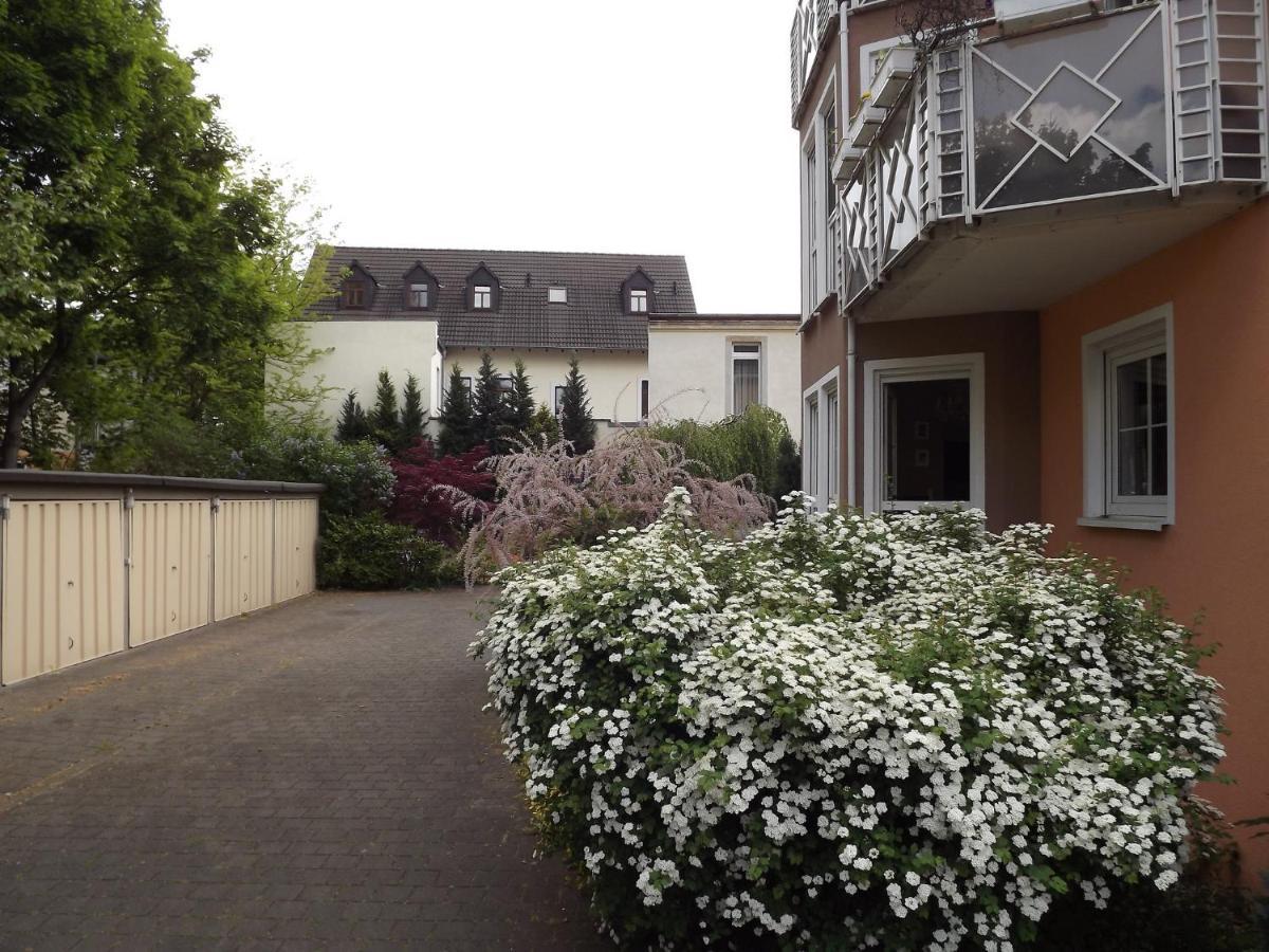 Apartments Und Zimmer Gaestehaus Matthias Dresden Eksteriør bilde