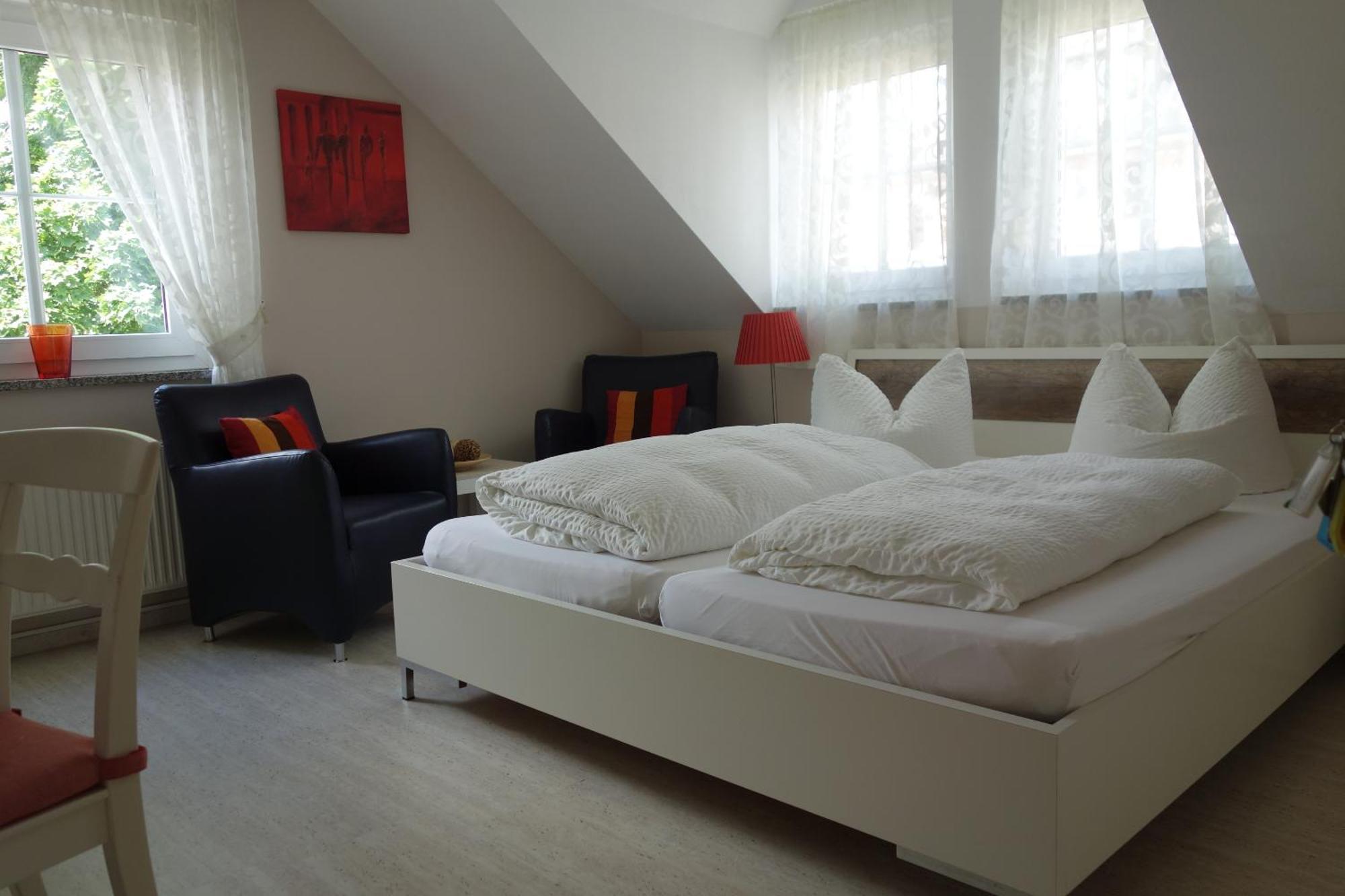 Apartments Und Zimmer Gaestehaus Matthias Dresden Rom bilde