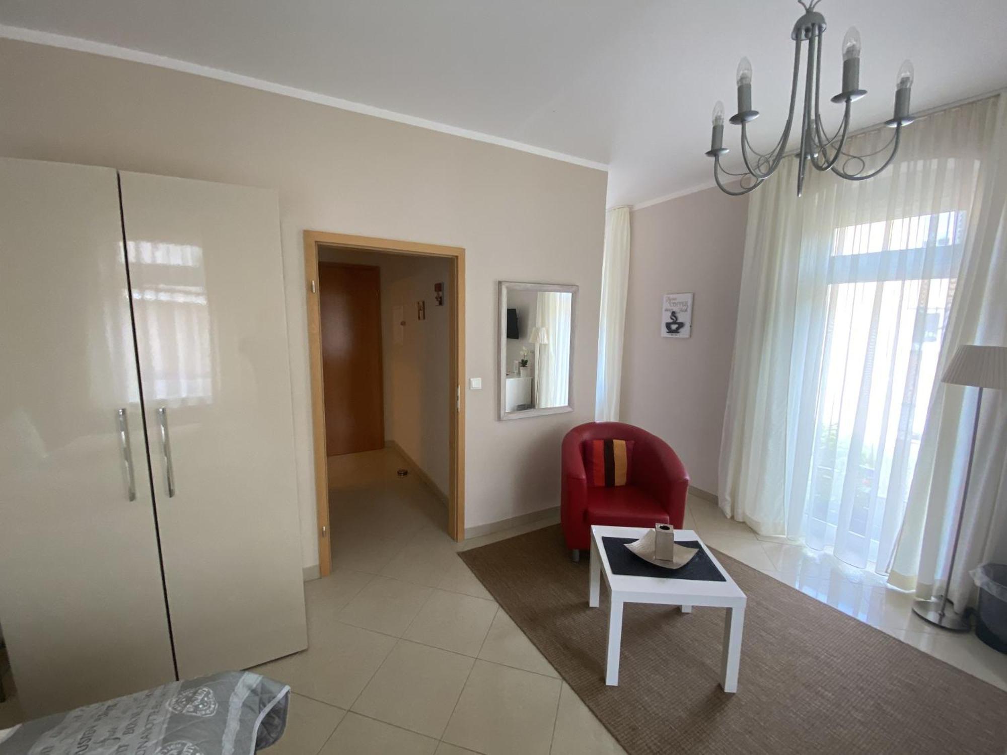 Apartments Und Zimmer Gaestehaus Matthias Dresden Rom bilde