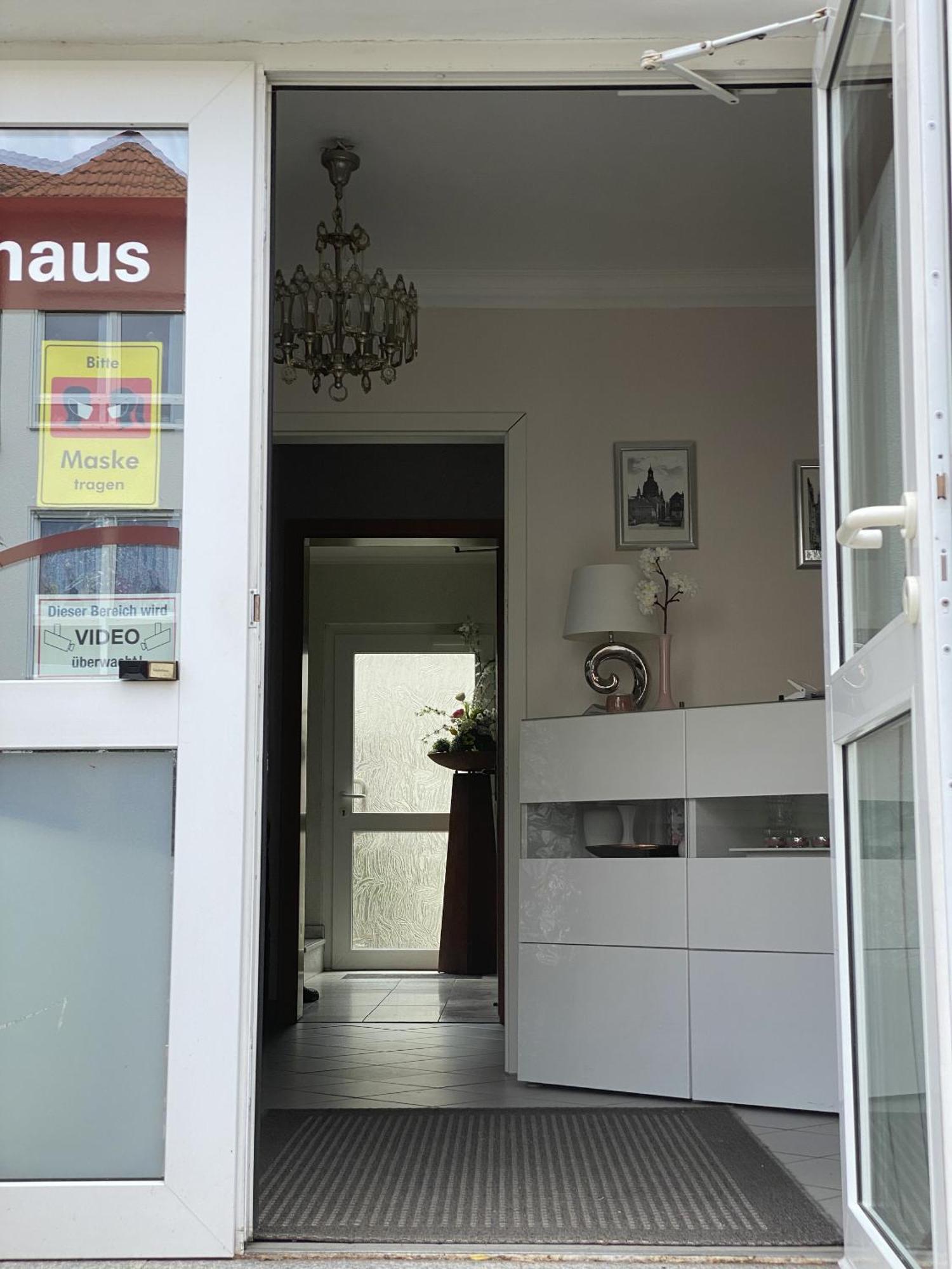 Apartments Und Zimmer Gaestehaus Matthias Dresden Eksteriør bilde