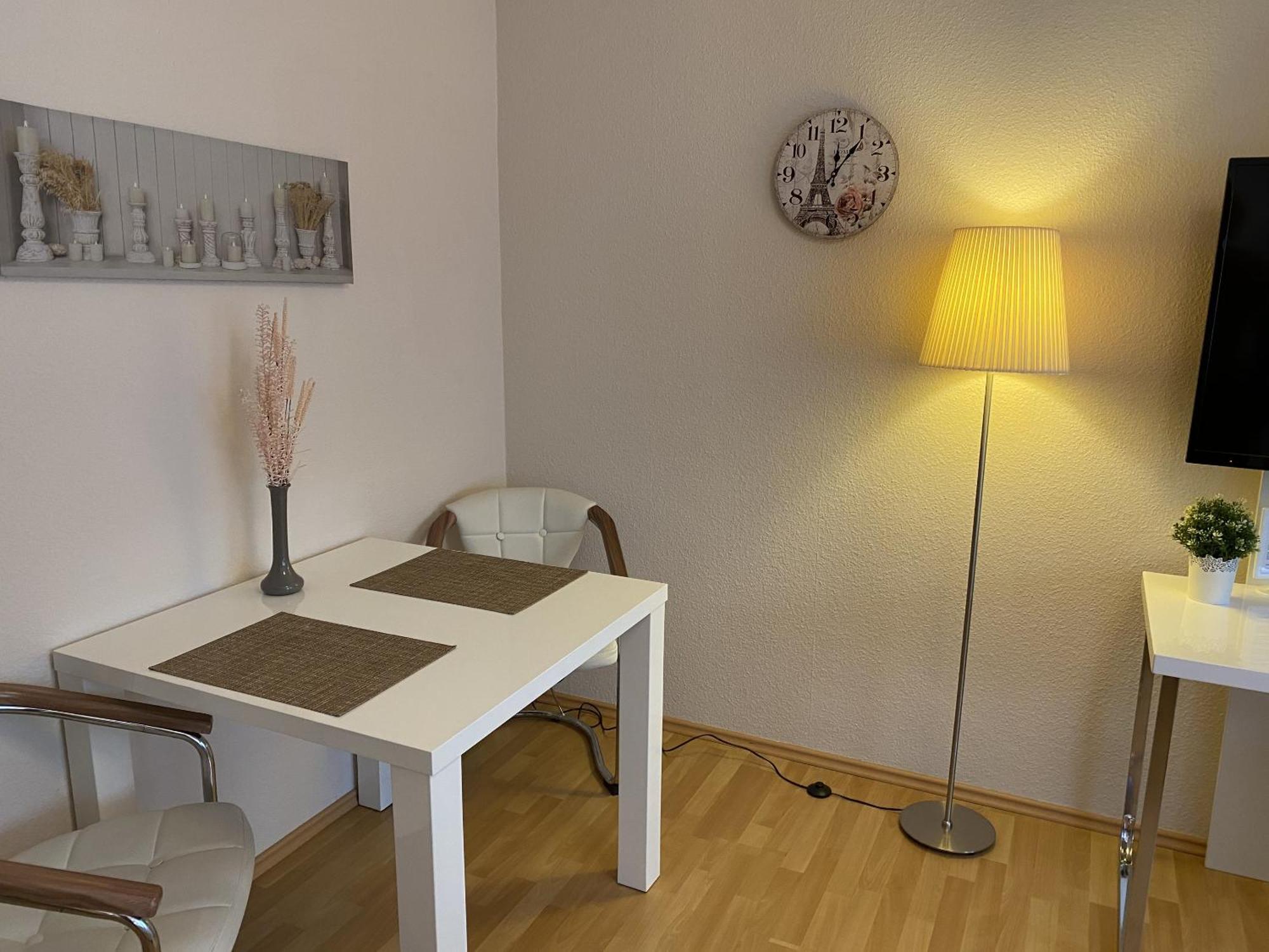 Apartments Und Zimmer Gaestehaus Matthias Dresden Rom bilde